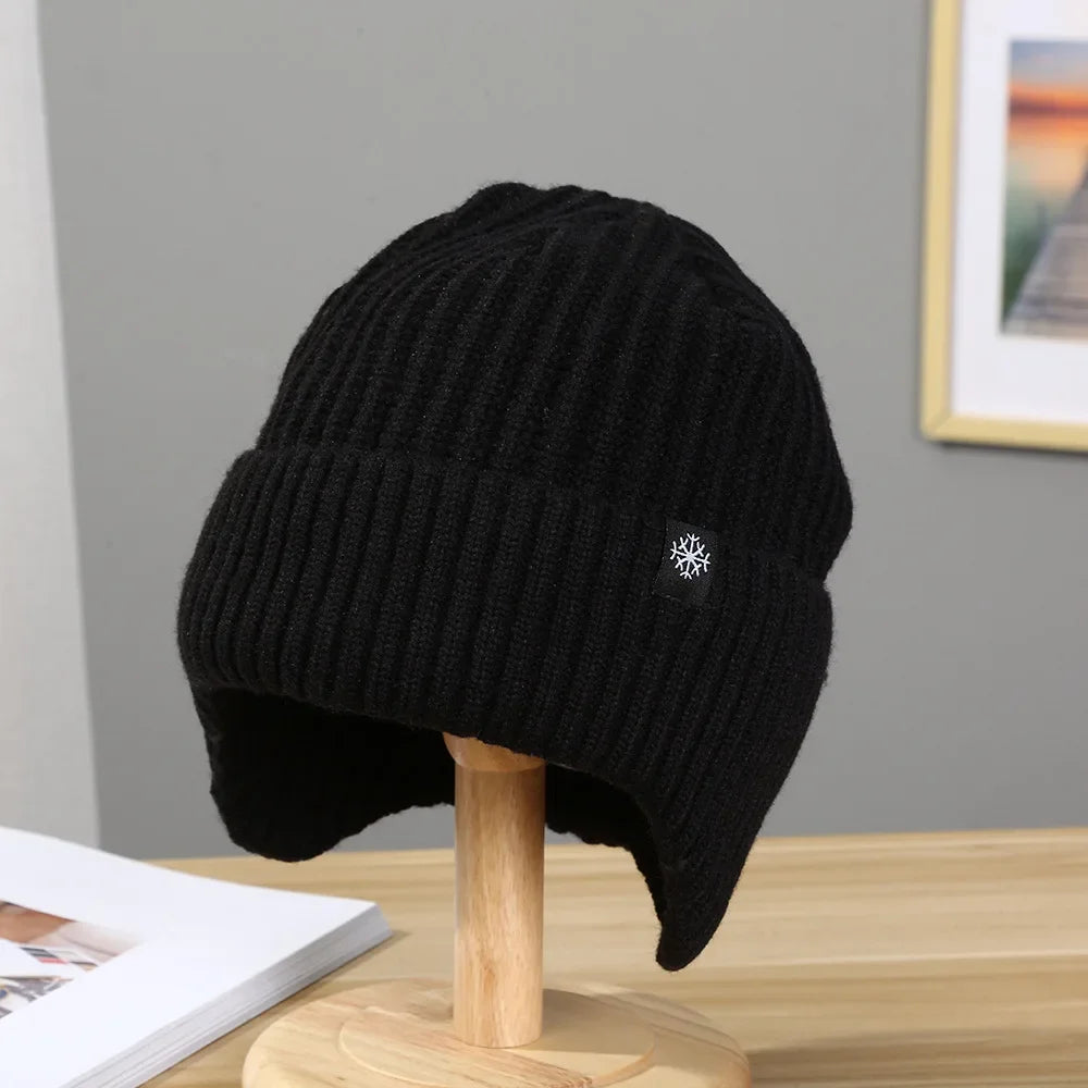 Winter Earflap Hat – Faux Fur Lined Peaked Cap for Outdoor Wear