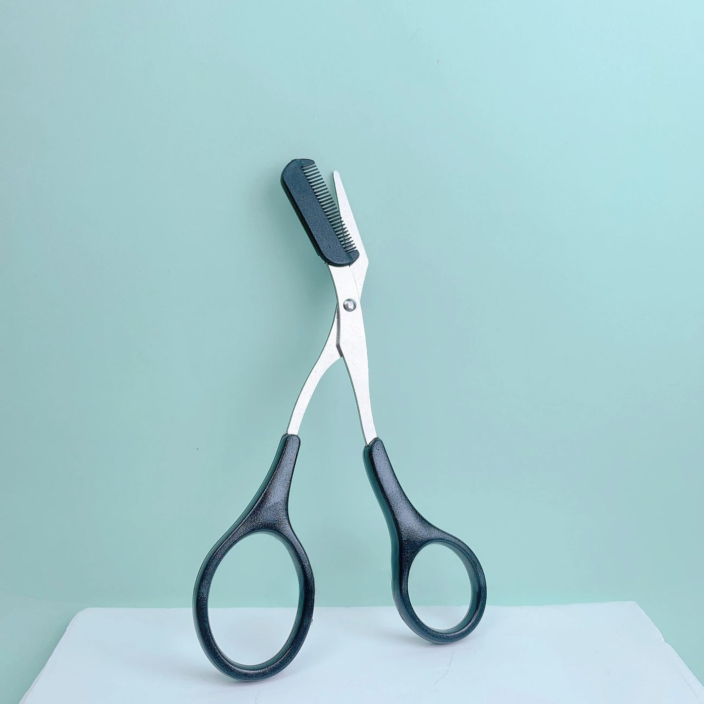 Eyebrow Trimming Scissors with Comb for Precision Grooming