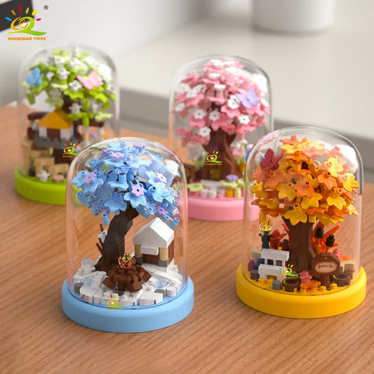 HUIQIBAO MOC Four season Mini Tree House with Display Box Model Micro Building Block Diamond Brick Toy for Children Desk Decor.