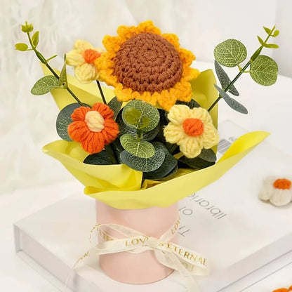 1 Piece of Beautiful Handmade Crocheted Rose and Sunflower Bouquet with a Hug Bucket, Valentine's Day, Mother's Day, Birthday, Housewarming Gift, Room Desktop Decoration