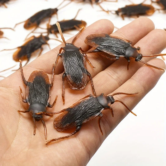 50PCS Fake Cockroach Toys Realistic Bugs for Halloween Pranks