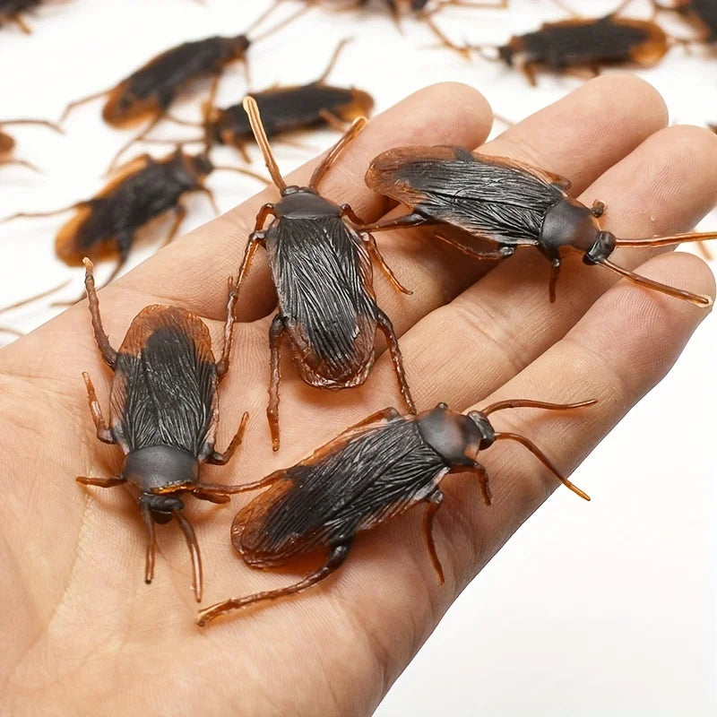 Fake Cockroach Toy – Realistic Prank Insect 50-Piece Set