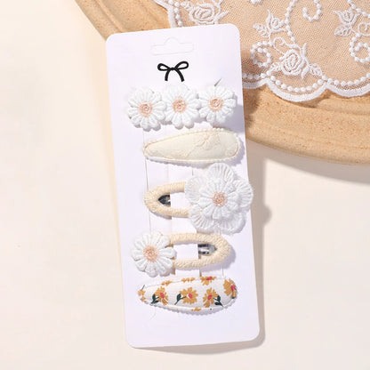 Girls Hair Clips 5-Piece Daisy Barrette Set for Kids