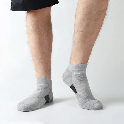 Men's Soccer Socks – Breathable Anti-Slip Sports Socks EU 39-45