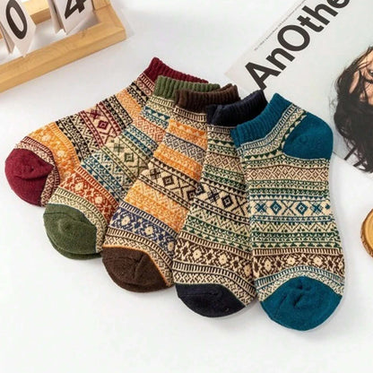 Women's Warm Socks Thick Mid Length Casual Socks for Cold Weather