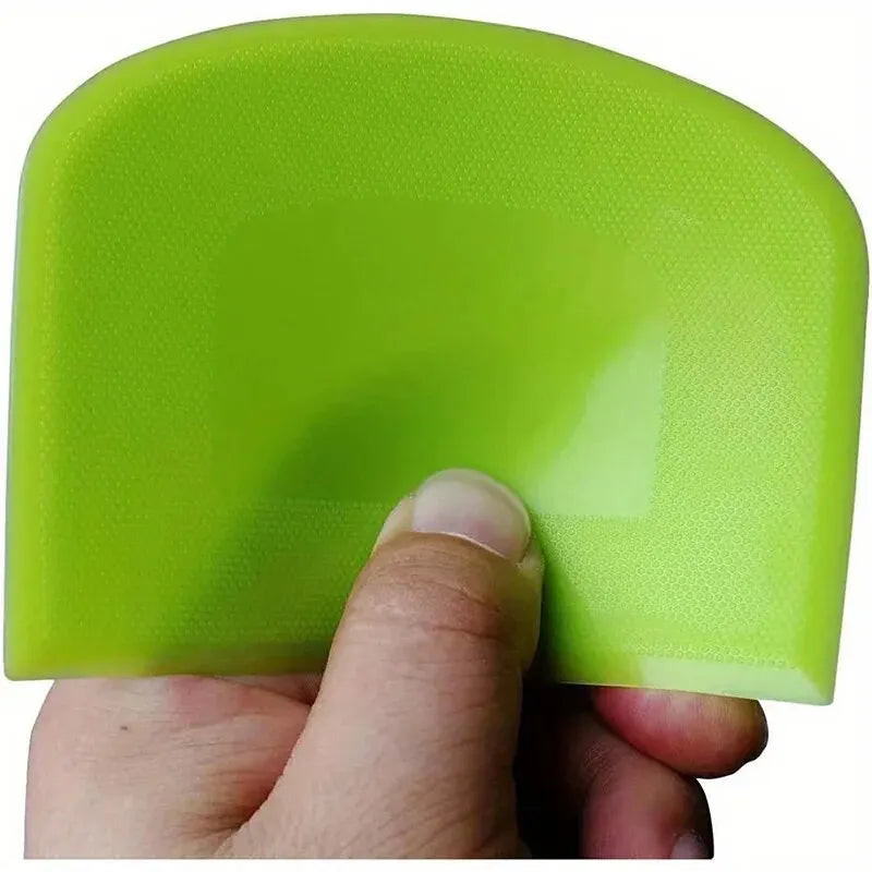 Cake Scraper with Smooth Edge for Frosting, Dough and Baking