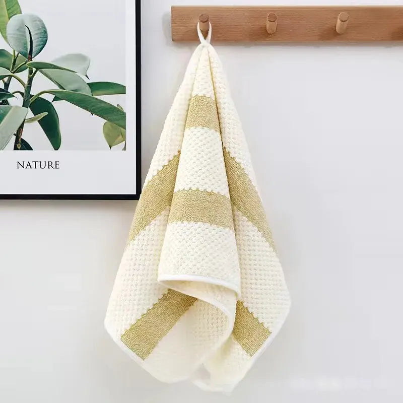 Soft Face Towel – Absorbent Solid Color Bathroom Towel