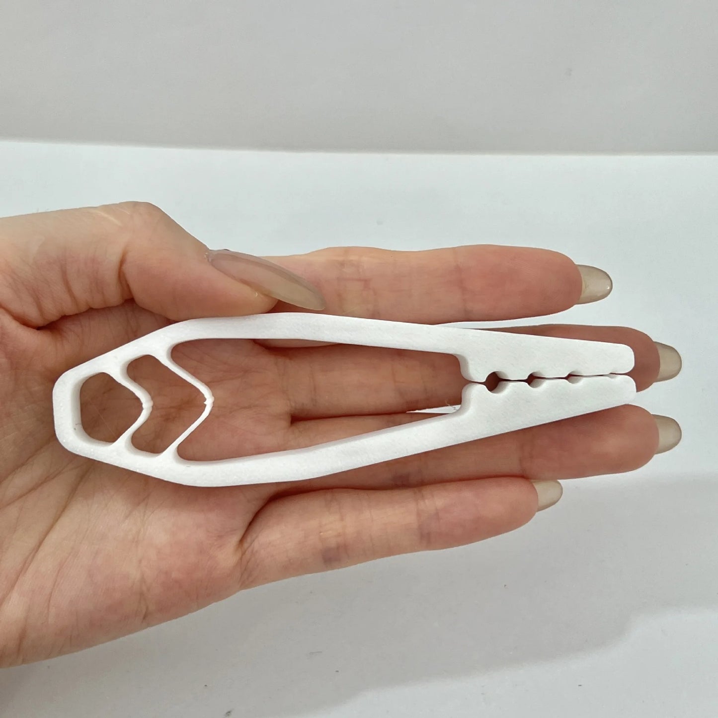 Nail Holder Tool for Woodworking and Finger Protection