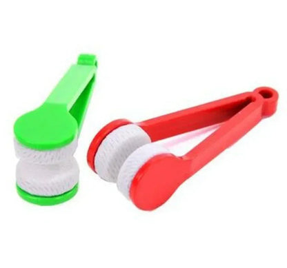Portable Eyeglass Cleaning Brush – Microfiber Glasses Cleaning Tool