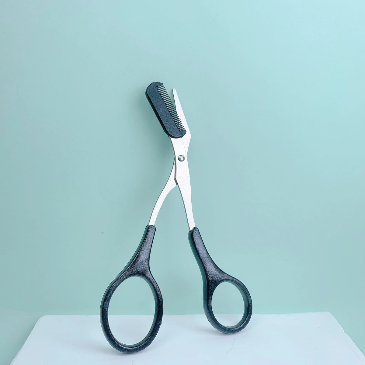 Eyebrow Trimming Scissors with Comb for Precision Grooming