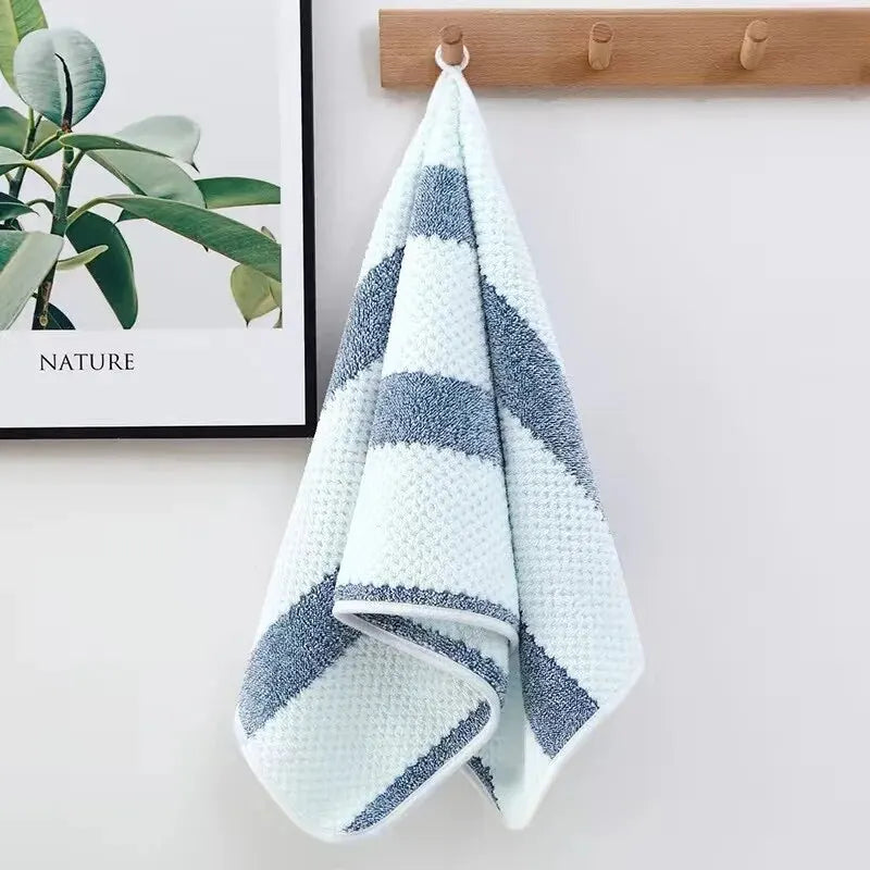 Soft Face Towel – Absorbent Solid Color Bathroom Towel