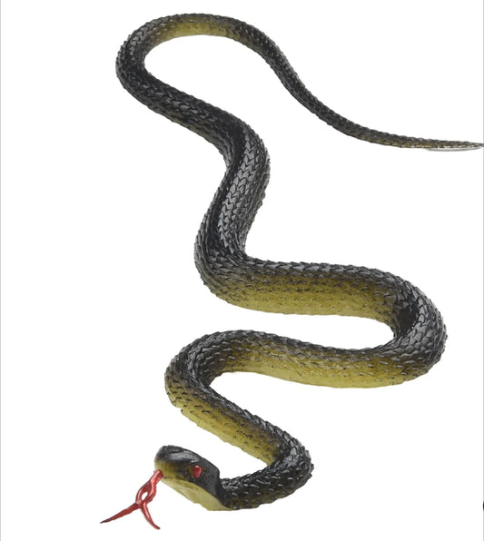 Fake Snake Toy – Realistic Rubber Snake for Pranks and Halloween Decor