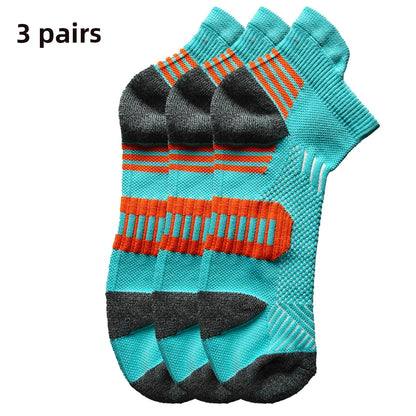 Non-Slip Sports Socks with Cushioned Bottom for Running & Basketball