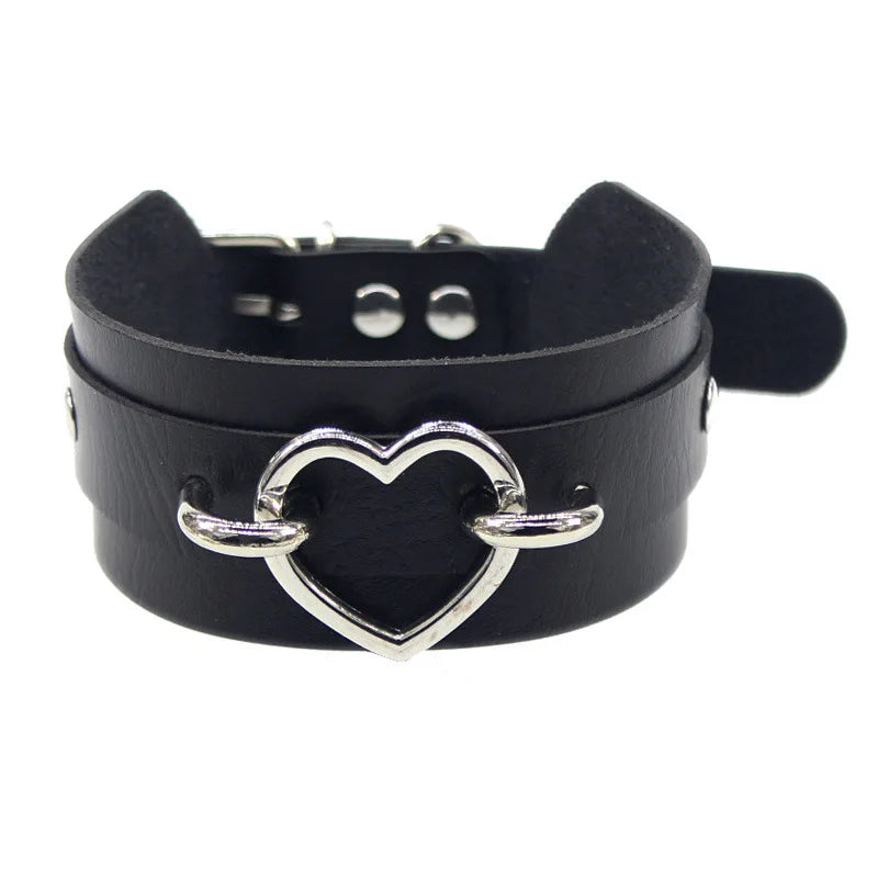 Woman Black Punk Choker Collar Necklace Sexy PU Leather Heart Lock Key Spike Chocker Gothic Cosplay Accessories Party Jewelry